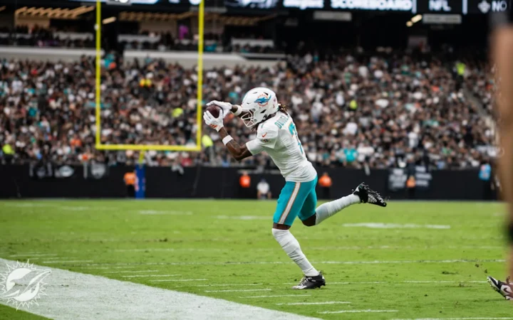 Miami Dolphins WR Caleb Douglas makes a sideline catch against the LV Raiders